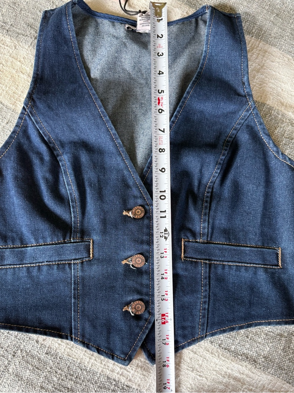 NWT Sincerely Jules SZ M Dark Denim Vest 3 buttons Faux Pockets Fitted - Picture 7 of 8